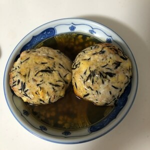 ヘルシーひじき入り豆腐ハンバーグ（照り焼きソース）